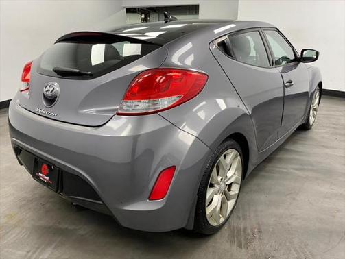 2013 Hyundai Veloster Base