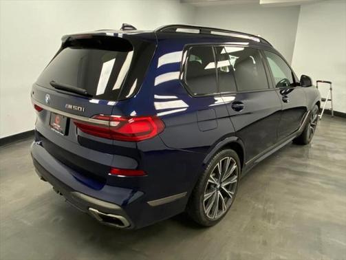 2021 BMW X7 M50i
