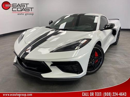 Arctic White 2020 Chevrolet Corvette Stingray w/2LT