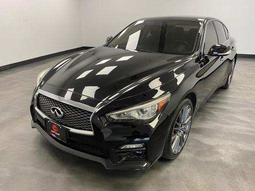 2017 INFINITI Q50 3.0t RED SPORT 400