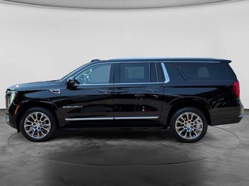 Onyx Black 2025 GMC Yukon XL Denali