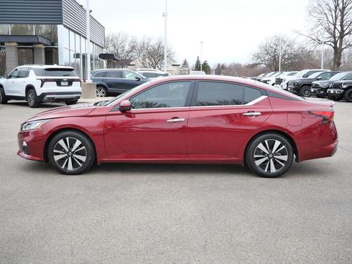 Scarlet Ember 2021 Nissan Altima 2.5 SV