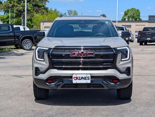 Metallic 2026 GMC Terrain AT4