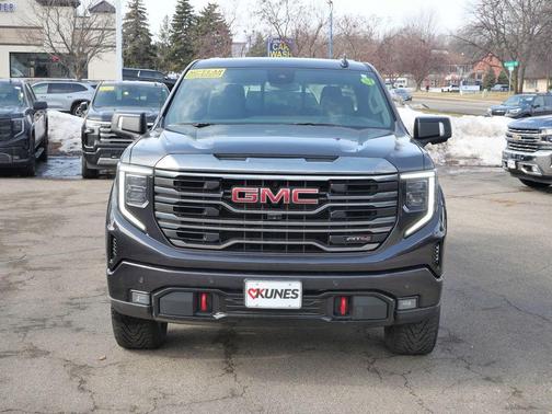 2022 GMC Sierra 1500 AT4