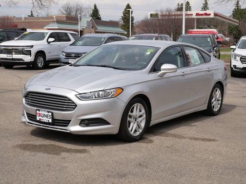 Ingot Silver 2015 Ford Fusion SE