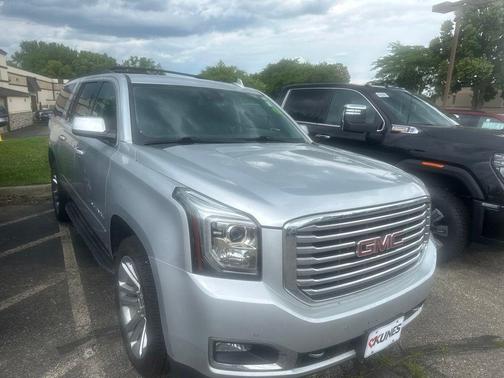 Quicksilver Metallic 2020 GMC Yukon XL SLT