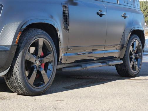 2024 Land Rover Defender P525 Carpathian Edition