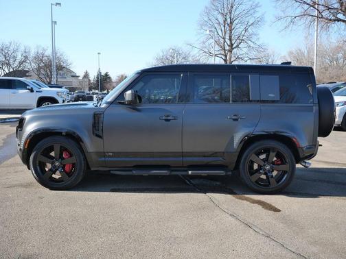 2024 Land Rover Defender P525 Carpathian Edition