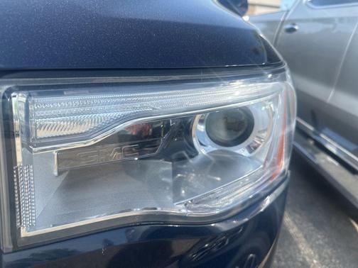 Dark Sapphire Blue Metallic 2017 GMC Acadia SLE-2