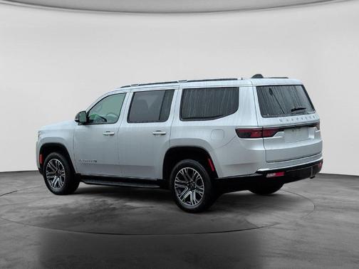 Silver Zynith 2025 Jeep Wagoneer Series II