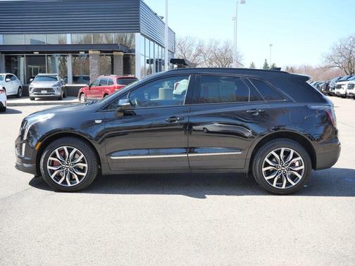Stellar Black Metallic 2024 Cadillac XT5 Sport
