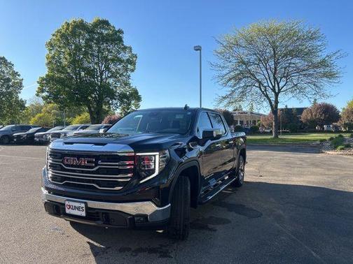 Onyx Black 2026 GMC Sierra 1500 SLT