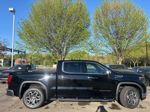 Onyx Black 2026 GMC Sierra 1500 SLT