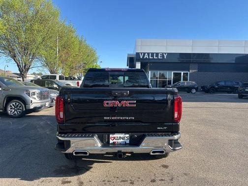 Onyx Black 2026 GMC Sierra 1500 SLT