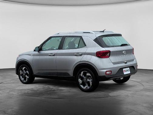 Shimmering Silver 2025 Hyundai VENUE SEL