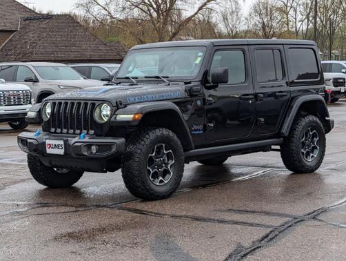 Black Clearcoat 2022 Jeep Wrangler Unlimited 4xe Rubicon