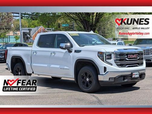 Summit White 2024 GMC Sierra 1500 SLT