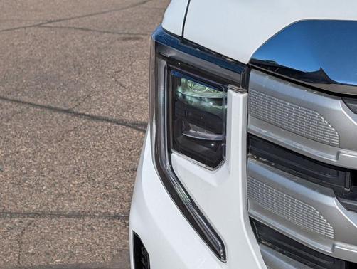 Summit White 2026 GMC Sierra 1500 SLE