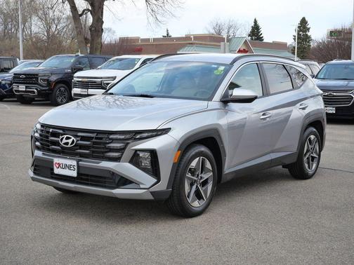 Shimmering Silver 2025 Hyundai TUCSON SEL