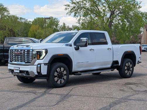 Summit White 2026 GMC Sierra 3500 Denali