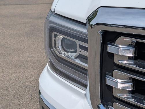 Summit White 2018 GMC Sierra 1500 SLT