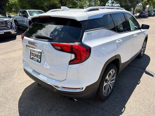 Summit White 2019 GMC Terrain SLT