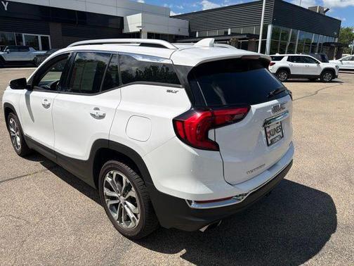 Summit White 2019 GMC Terrain SLT