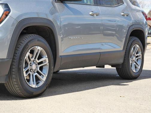 Sterling 2025 GMC Terrain Elevation