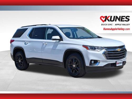 Summit White 2019 Chevrolet Traverse LT Cloth