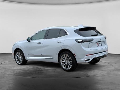 White Tri-Coat 2026 Buick Envision Avenir