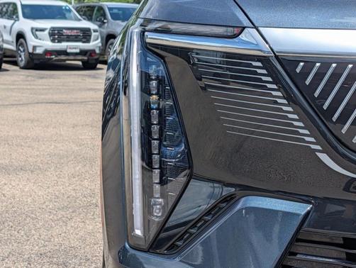 Deep 2025 Cadillac Escalade IQ Luxury 2
