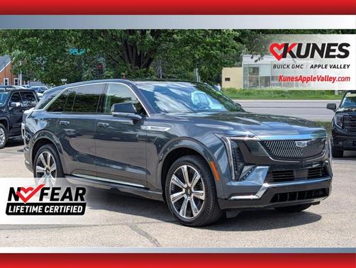 Deep 2025 Cadillac Escalade IQ Luxury 2