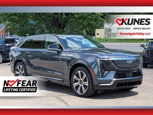 Deep 2025 Cadillac Escalade IQ Luxury 2