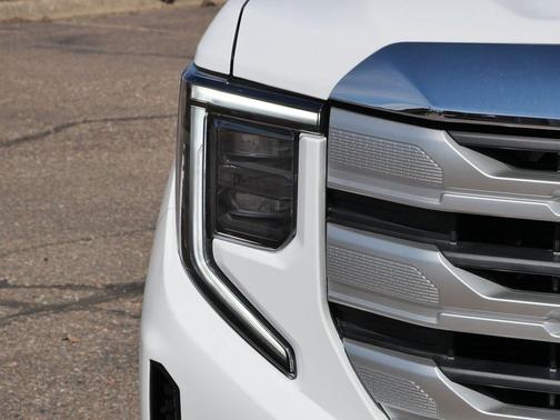 Summit White 2026 GMC Sierra 1500 SLE