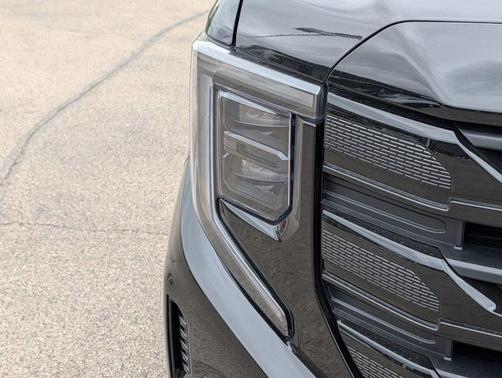 Onyx Black 2026 GMC Sierra 1500 Elevation