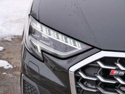 2023 Audi S8 4.0T quattro