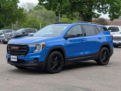 Rip Tide Blue 2024 GMC Terrain SLT