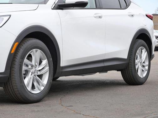 Summit White 2026 Buick Envista Preferred