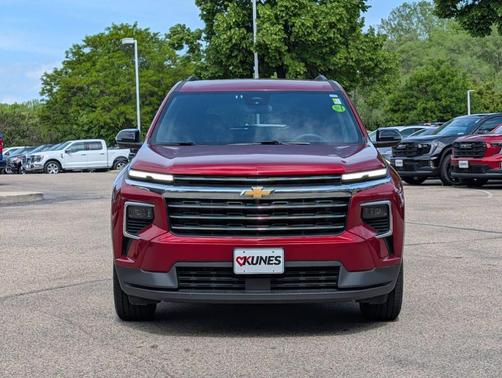 Radiant Red 2024 Chevrolet Traverse LT