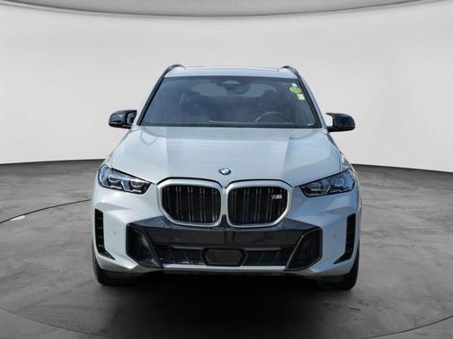 Metallic 2026 BMW X5 M60i
