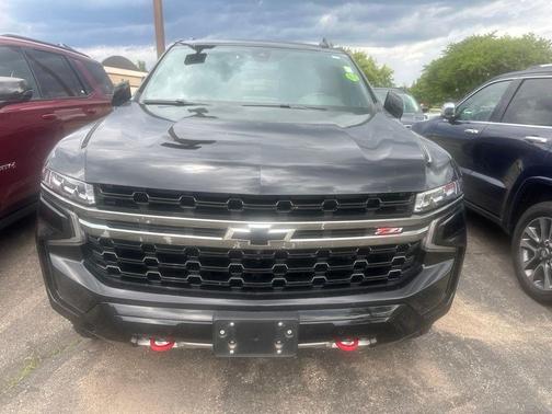 Black 2022 Chevrolet Suburban Z71