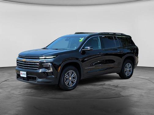 Black Metallic 2026 Chevrolet Traverse LT
