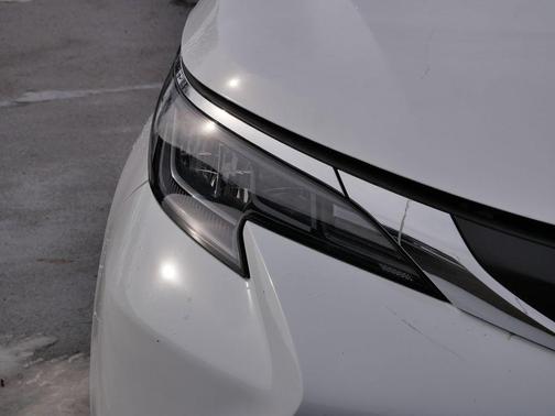 2025 Toyota Sienna LE