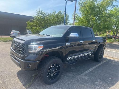 Midnight Black Metallic 2018 Toyota Tundra Platinum