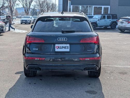 2025 Audi Q5 45 S line quattro Premium