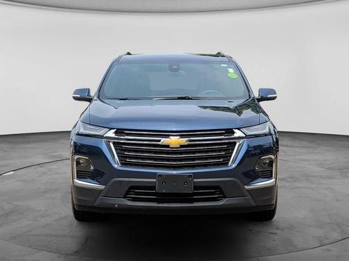 Northsky Blue Metallic 2023 Chevrolet Traverse LT Cloth