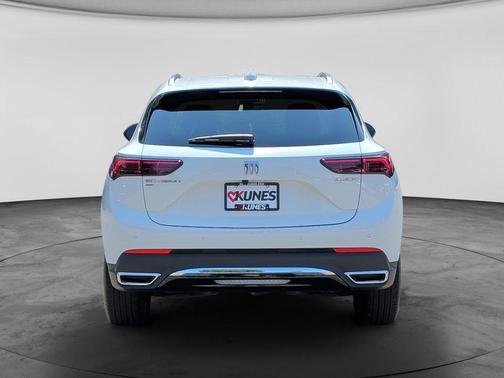 Summit White 2024 Buick Envision Preferred