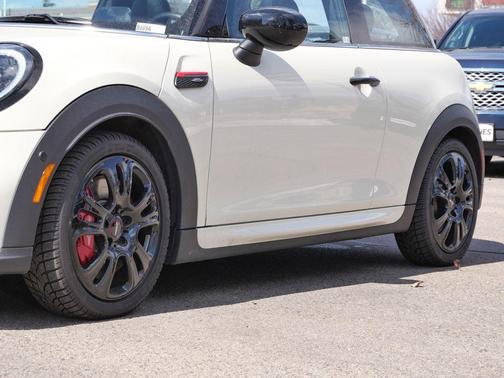 2023 MINI Hardtop Cooper