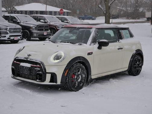 2023 MINI Hardtop Cooper