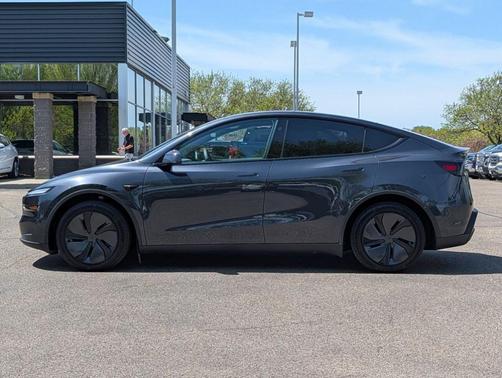 Stealth Gray 2026 Tesla Model Y Long Range